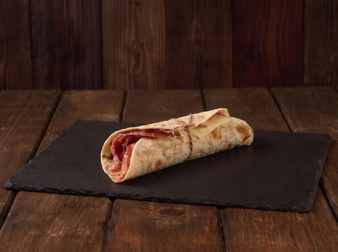 Piadina speck e provola