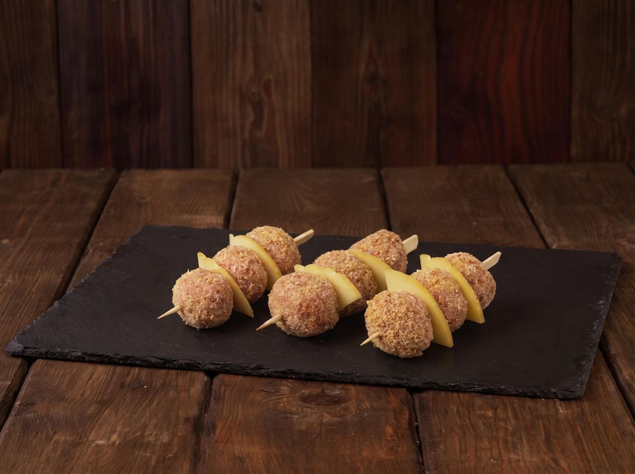 Spiedini polpette con provola