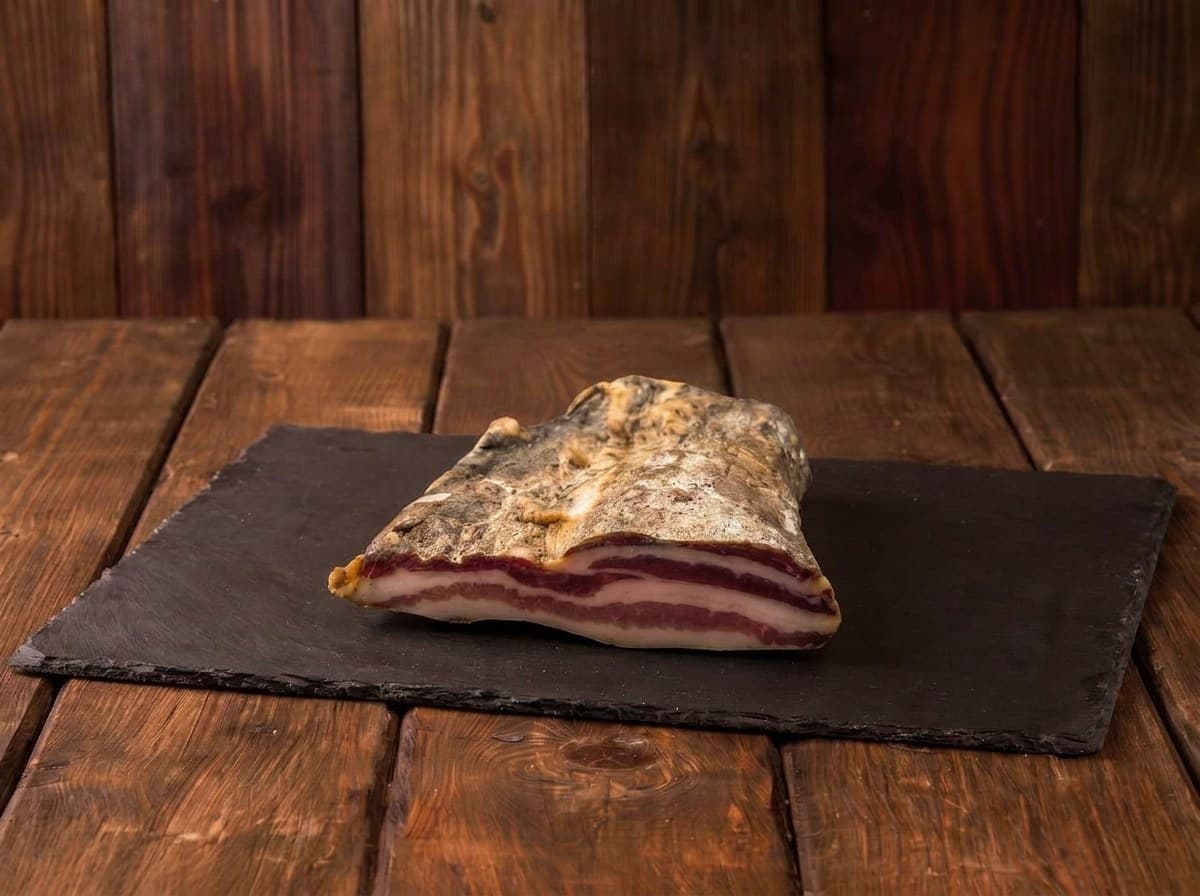 Pancetta dolce a cubetti